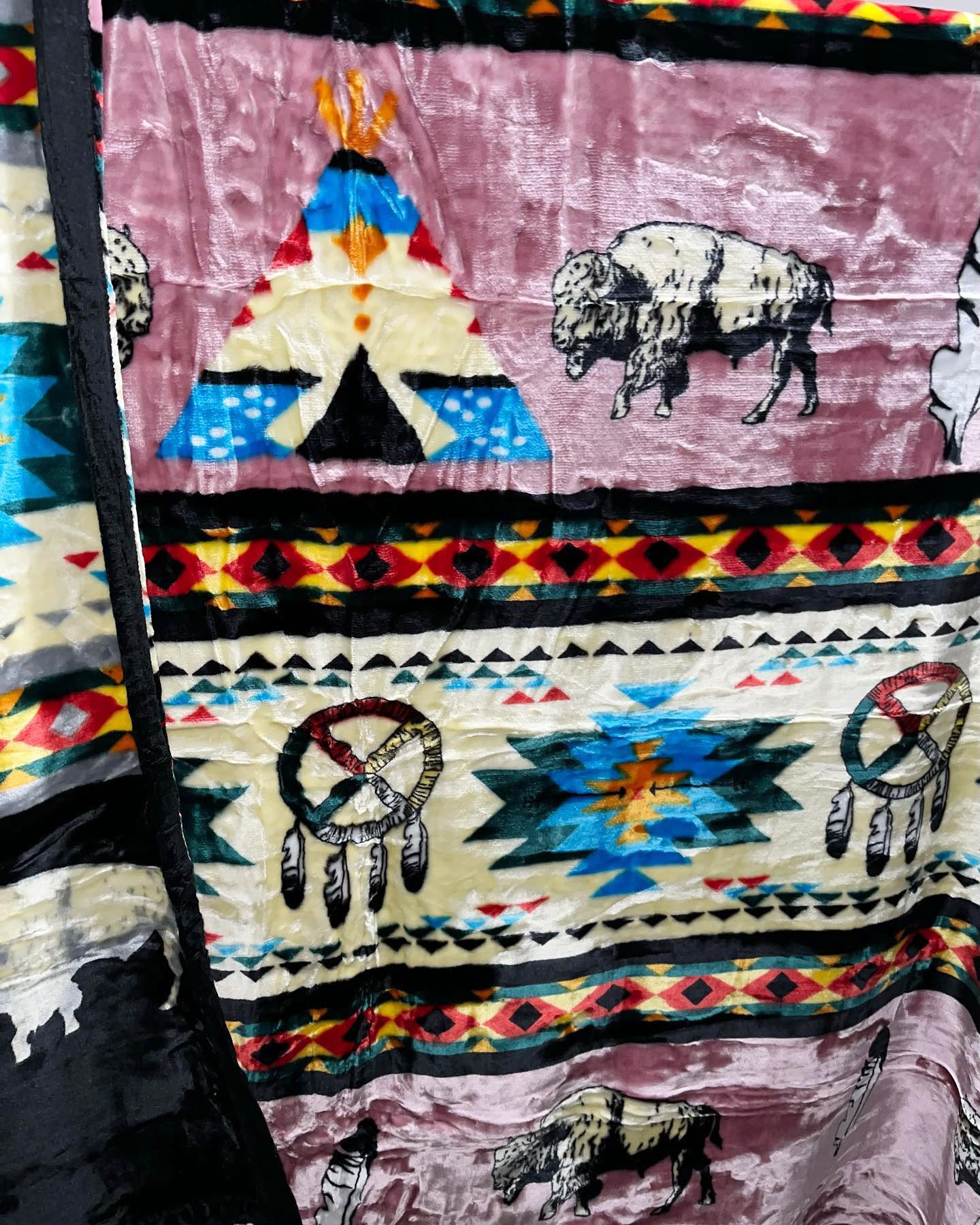 Native American Style Design Buffalo And Medicine Wheel With Teepee Puffy Blanket