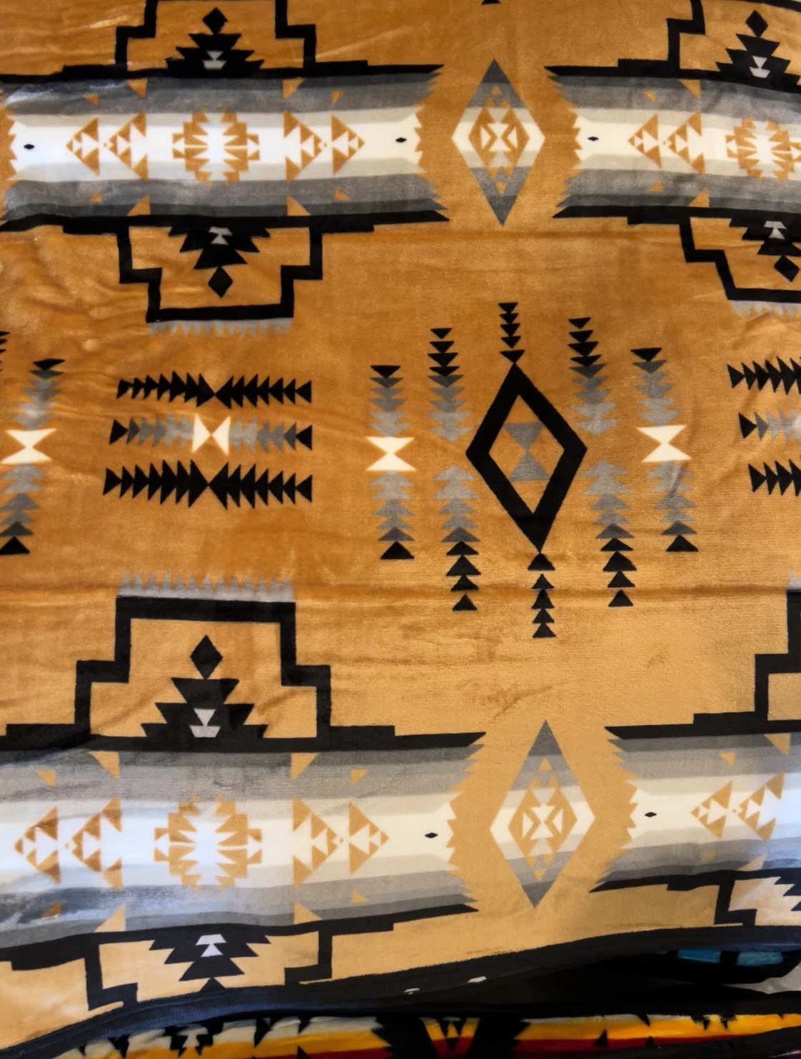 native american Style Design super soft plush reversible Full blanket