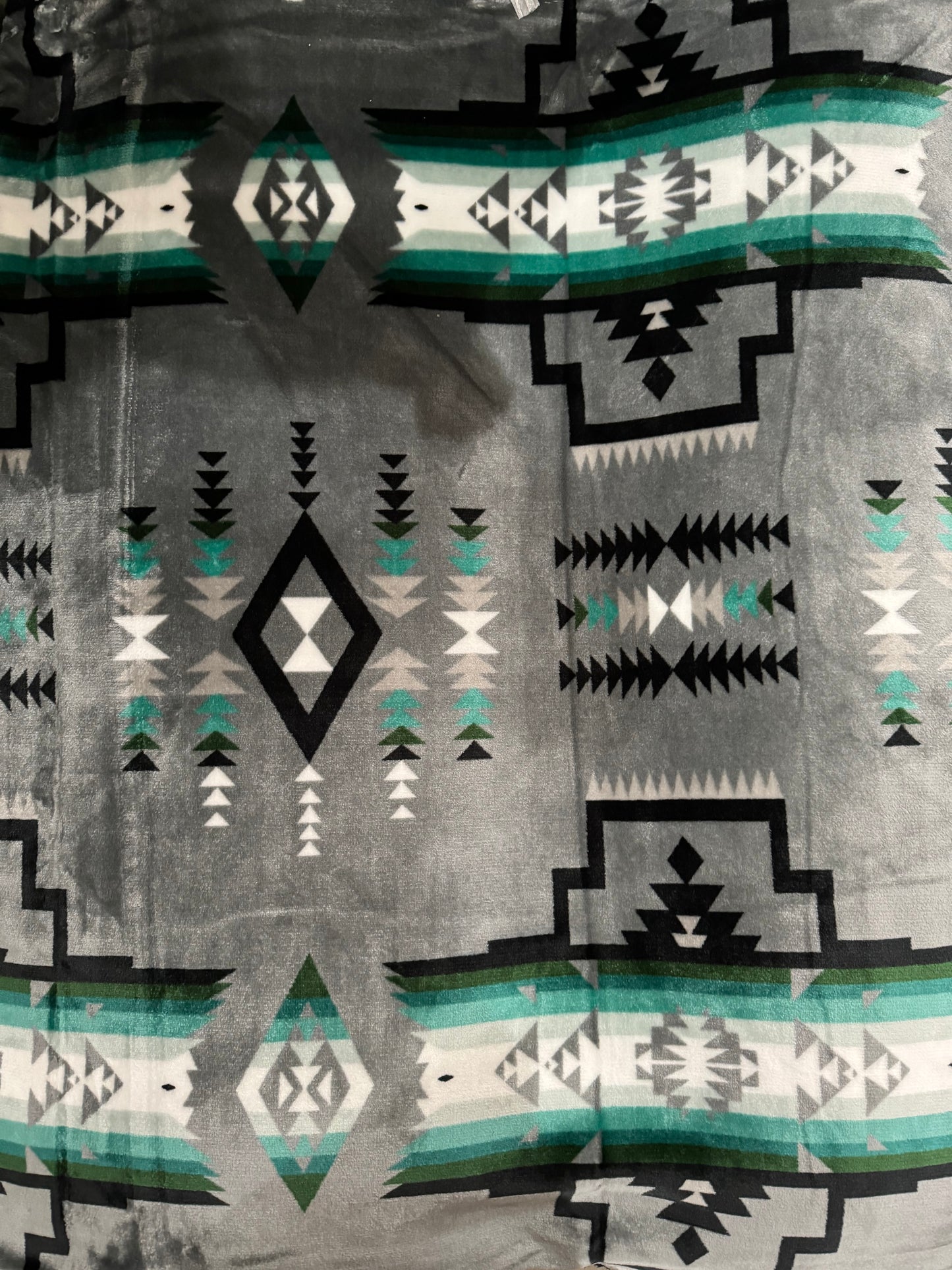 native american Style Design super soft plush reversible Full blanket